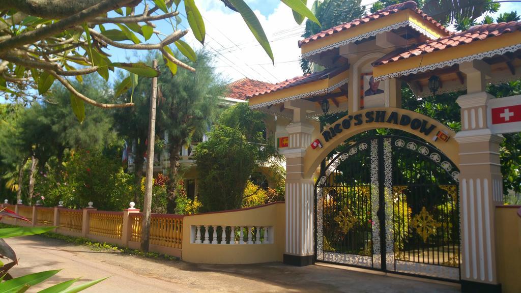 Rico Shadow Guest House & Restaurant 瓦伊卡尔 外观 照片