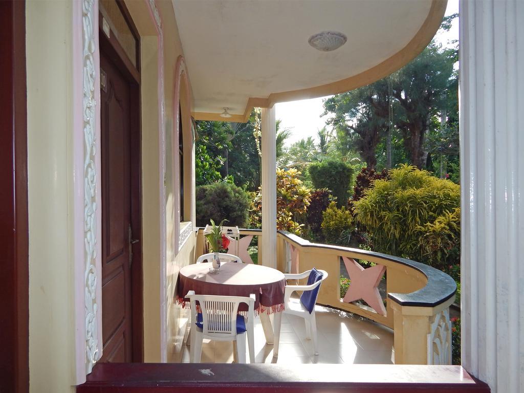 Rico Shadow Guest House & Restaurant 瓦伊卡尔 客房 照片