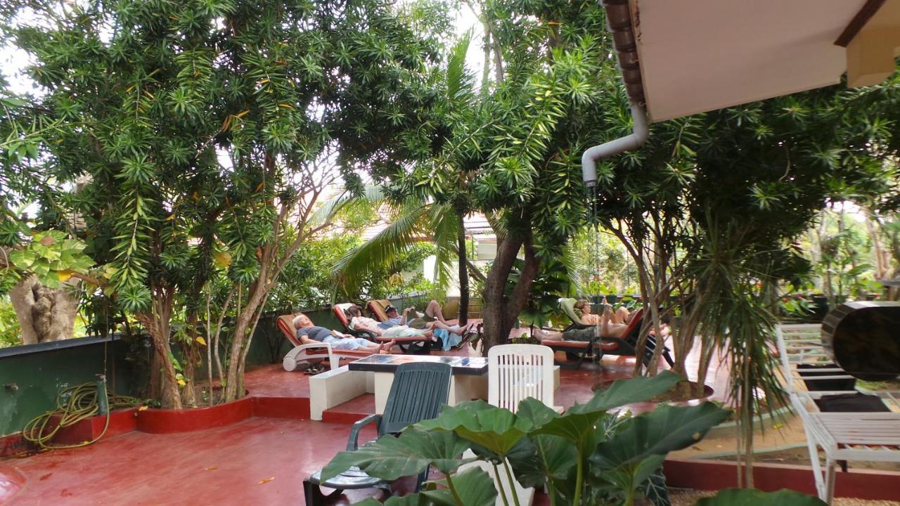 Rico Shadow Guest House & Restaurant 瓦伊卡尔 客房 照片